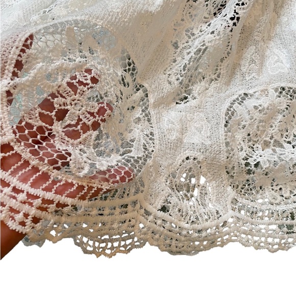 Fashion Nova white lace off the shoulder top - Picture 2 of 5